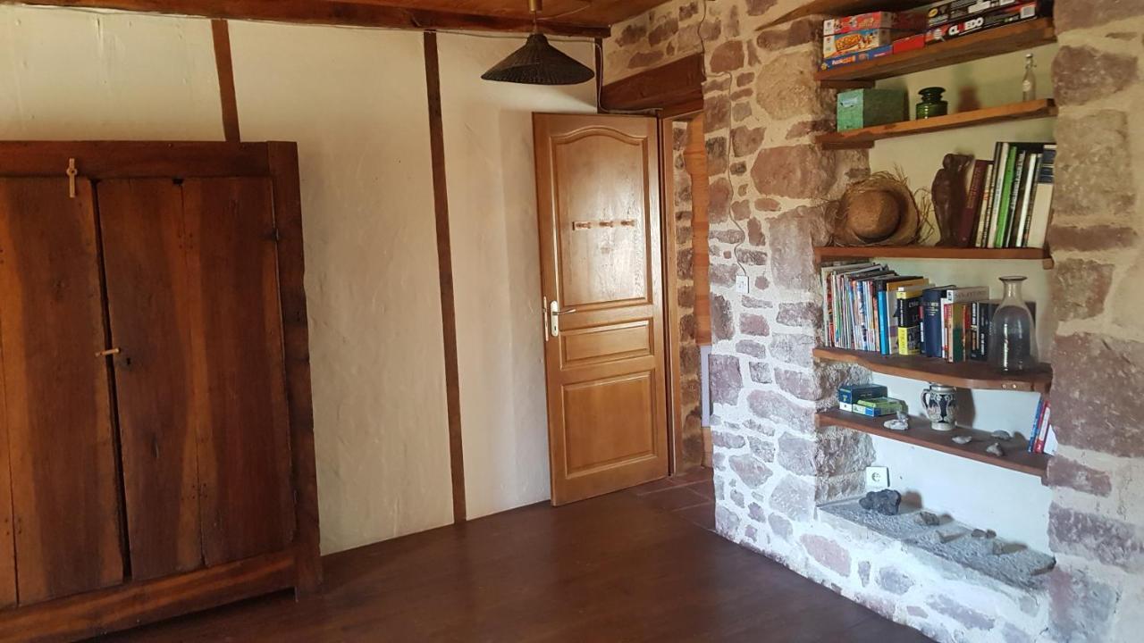Maison Isolee Dans Les Vignes Et Les Bois Valady 외부 사진